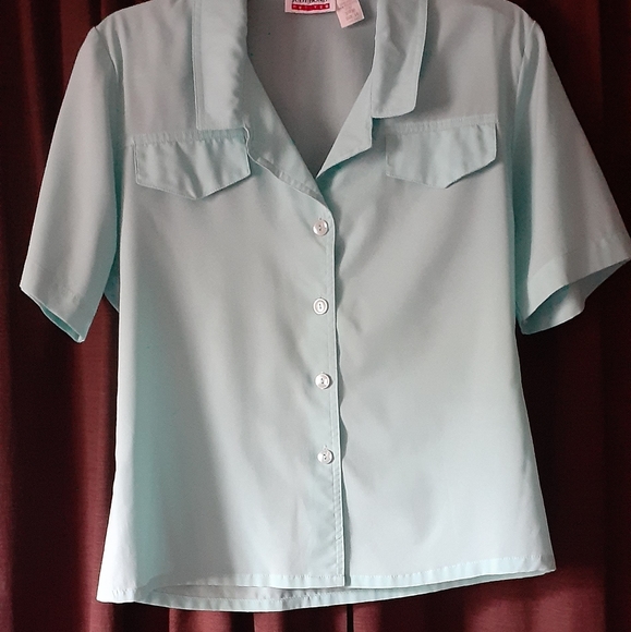 Judy Bond - Picture 2 of 3